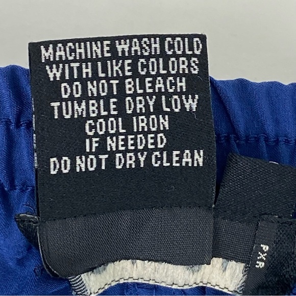 Peck & Peck Navy Blue Mini-Skirt. Size PL - Picture 7 of 8